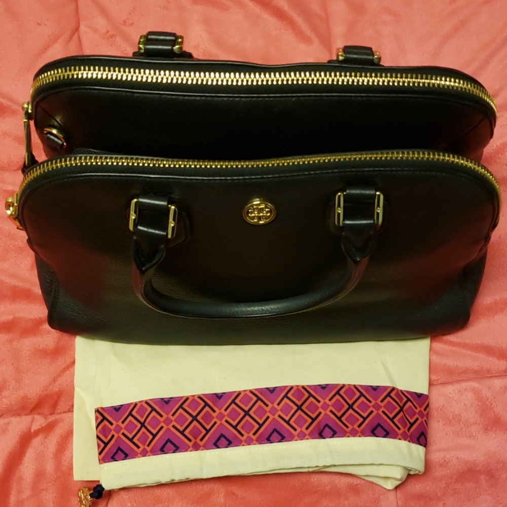 Tory burch Robinson Triple Zip Bag